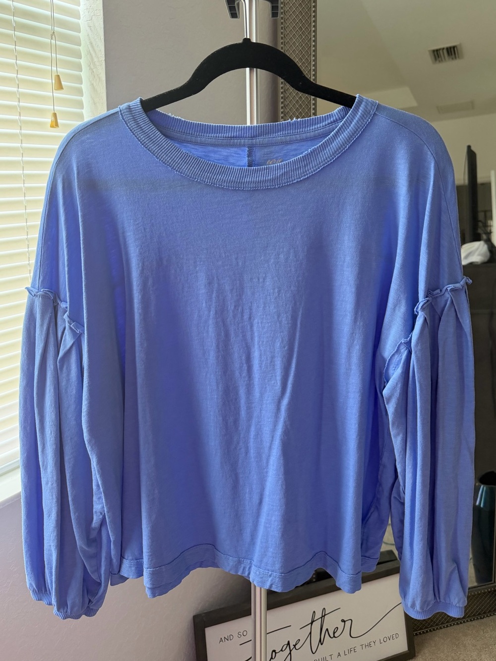 Aerie Light Blue Long Sleeve Balloon-Sleeve Women's Top